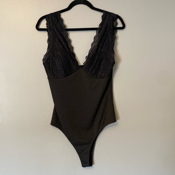 Heyson brand black bodysuit - size small - Picture 1 of 8